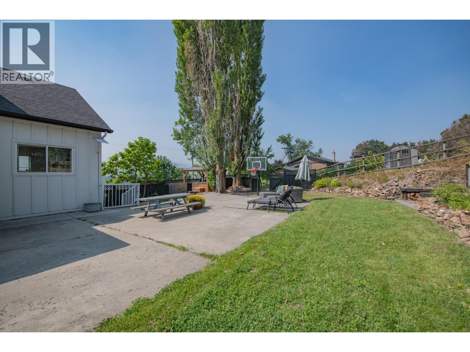 9211 6 Highway, Coldstream, BC - Outdoor