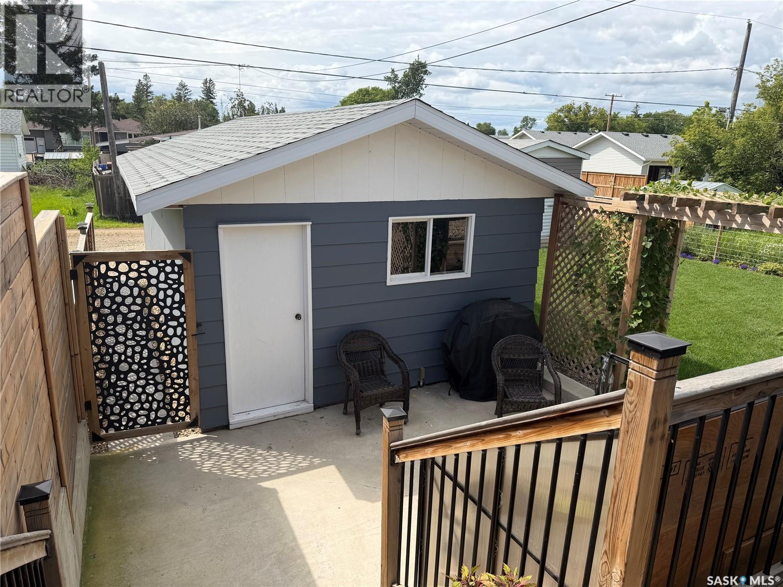 407 5Th Street E, Wynyard, SK - Outdoor With Exterior
