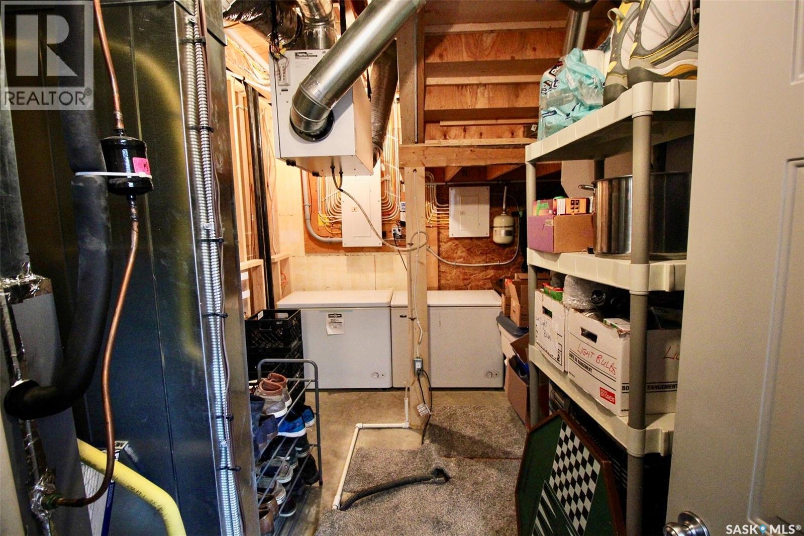 300 7Th Street, Vonda, SK - Indoor Photo Showing Basement