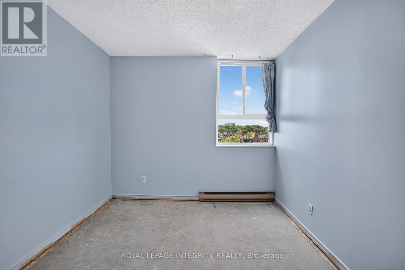 606 - 2000 Jasmine Crescent, Ottawa, ON - Indoor Photo Showing Other Room