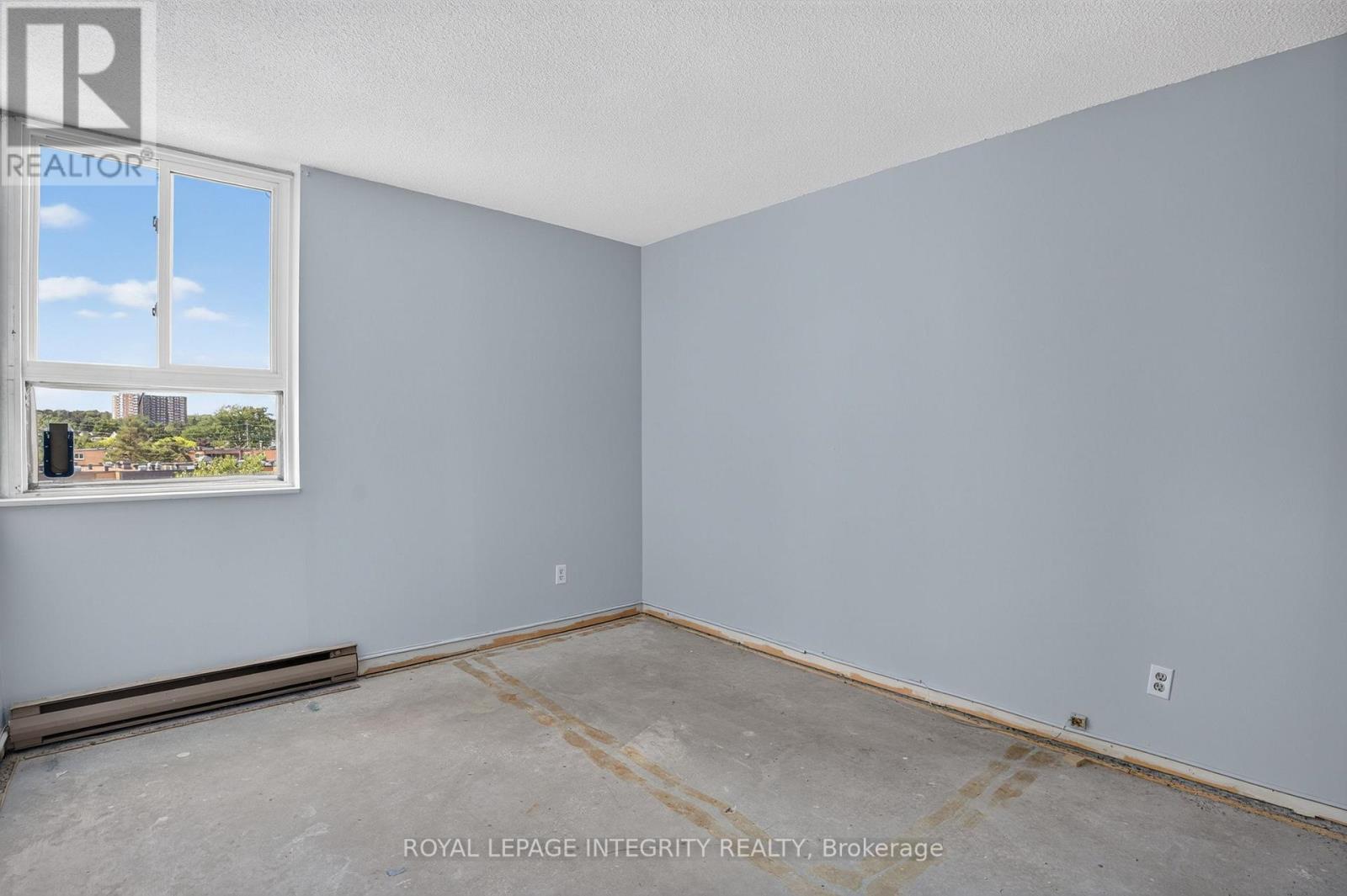 606 - 2000 Jasmine Crescent, Ottawa, ON - Indoor Photo Showing Other Room