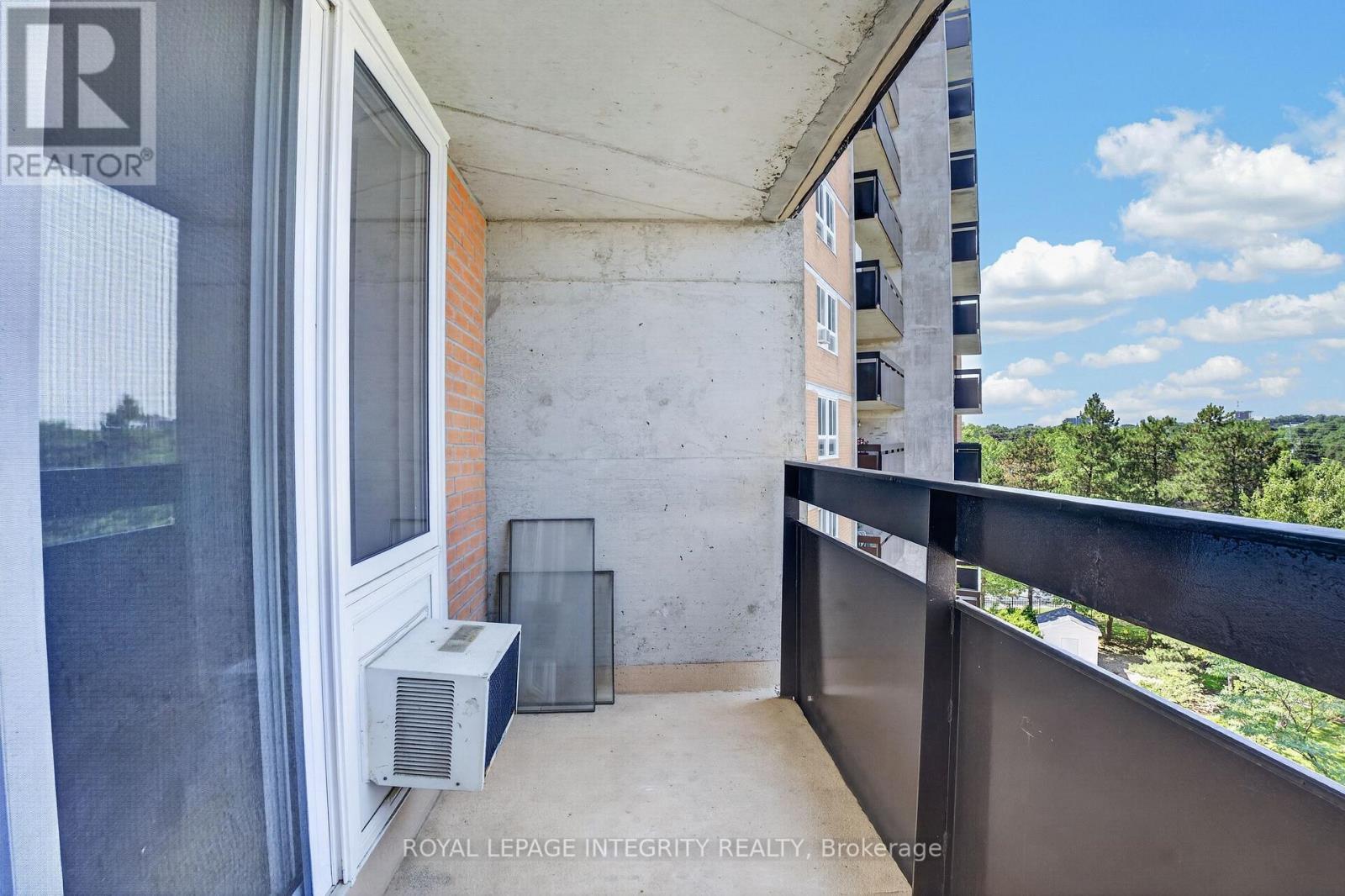 606 - 2000 Jasmine Crescent, Ottawa, ON - Outdoor With Balcony With Exterior