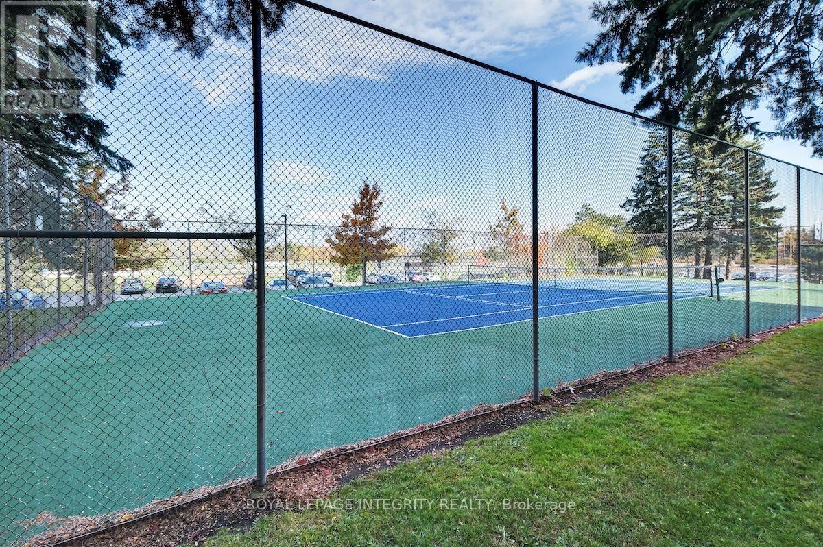606 - 2000 Jasmine Crescent, Ottawa, ON - Outdoor