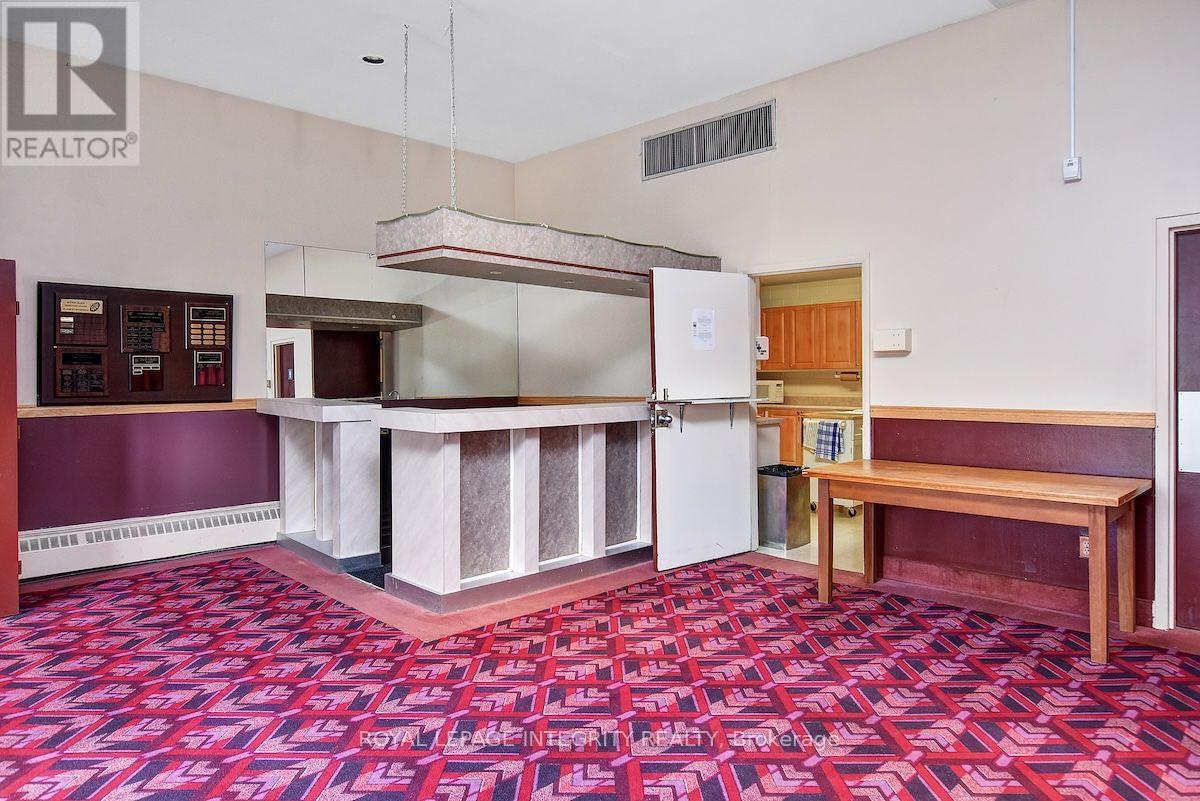 606 - 2000 Jasmine Crescent, Ottawa, ON - Indoor Photo Showing Other Room