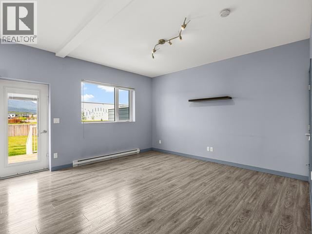 80 Iskoot Crescent, Whitehorse, YT - Indoor Photo Showing Other Room