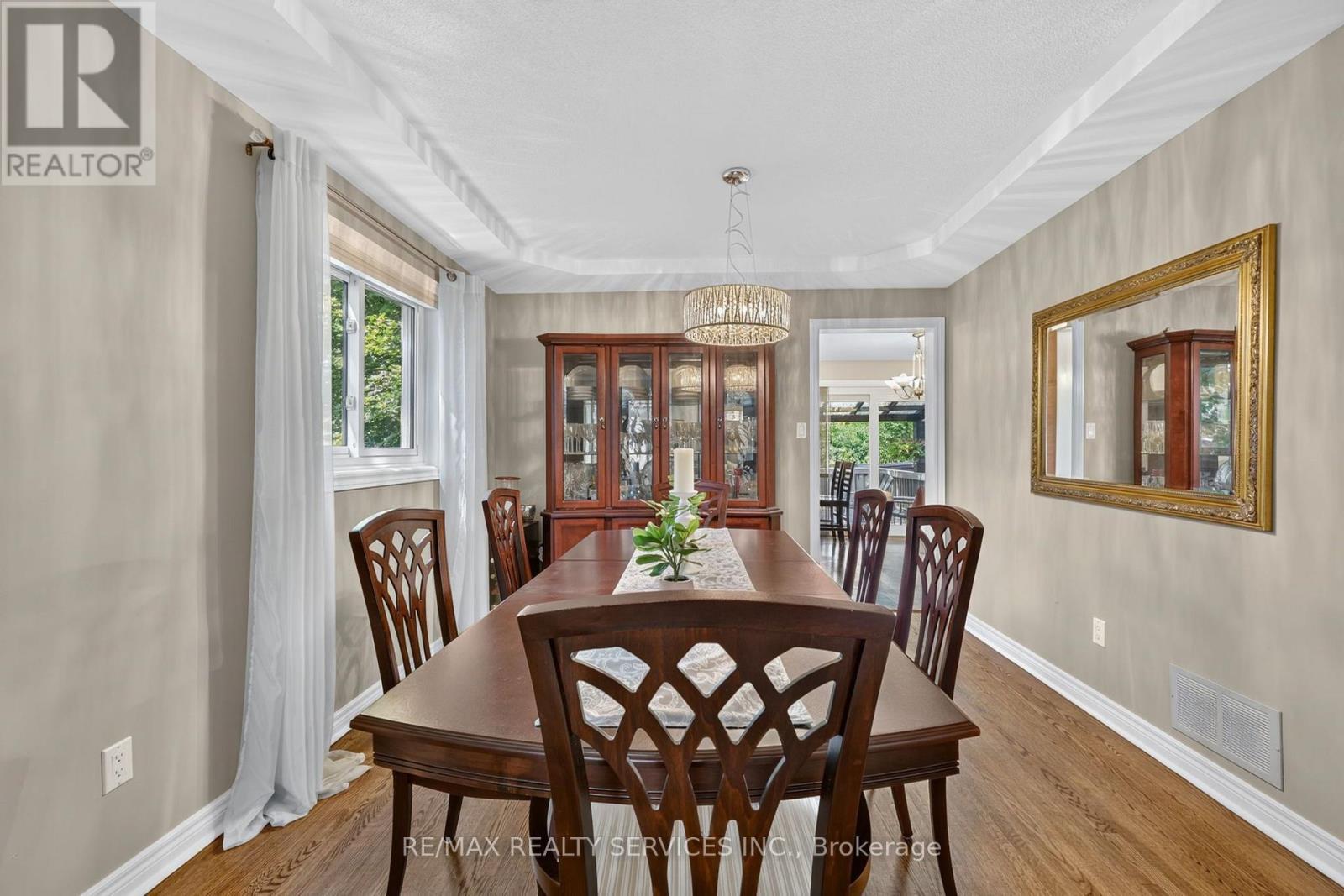 1 Plummer Road, Caledon, ON - Indoor Photo Showing Dining Room