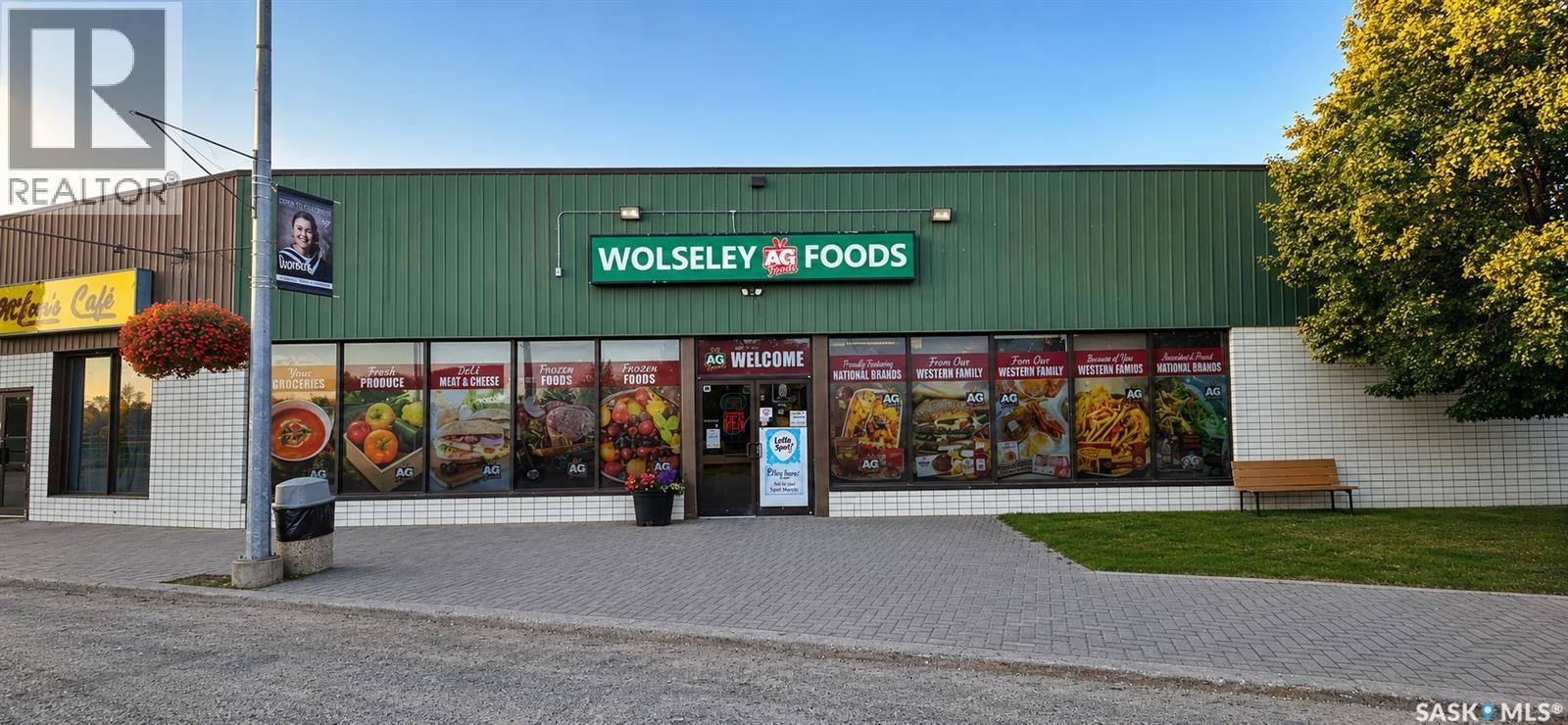 504 Front Street, Wolseley, SK