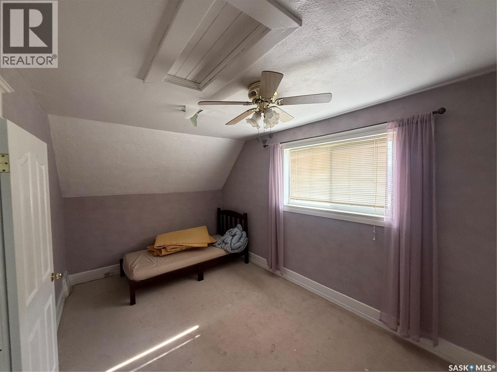 381 Main Street, Bengough, SK - Indoor
