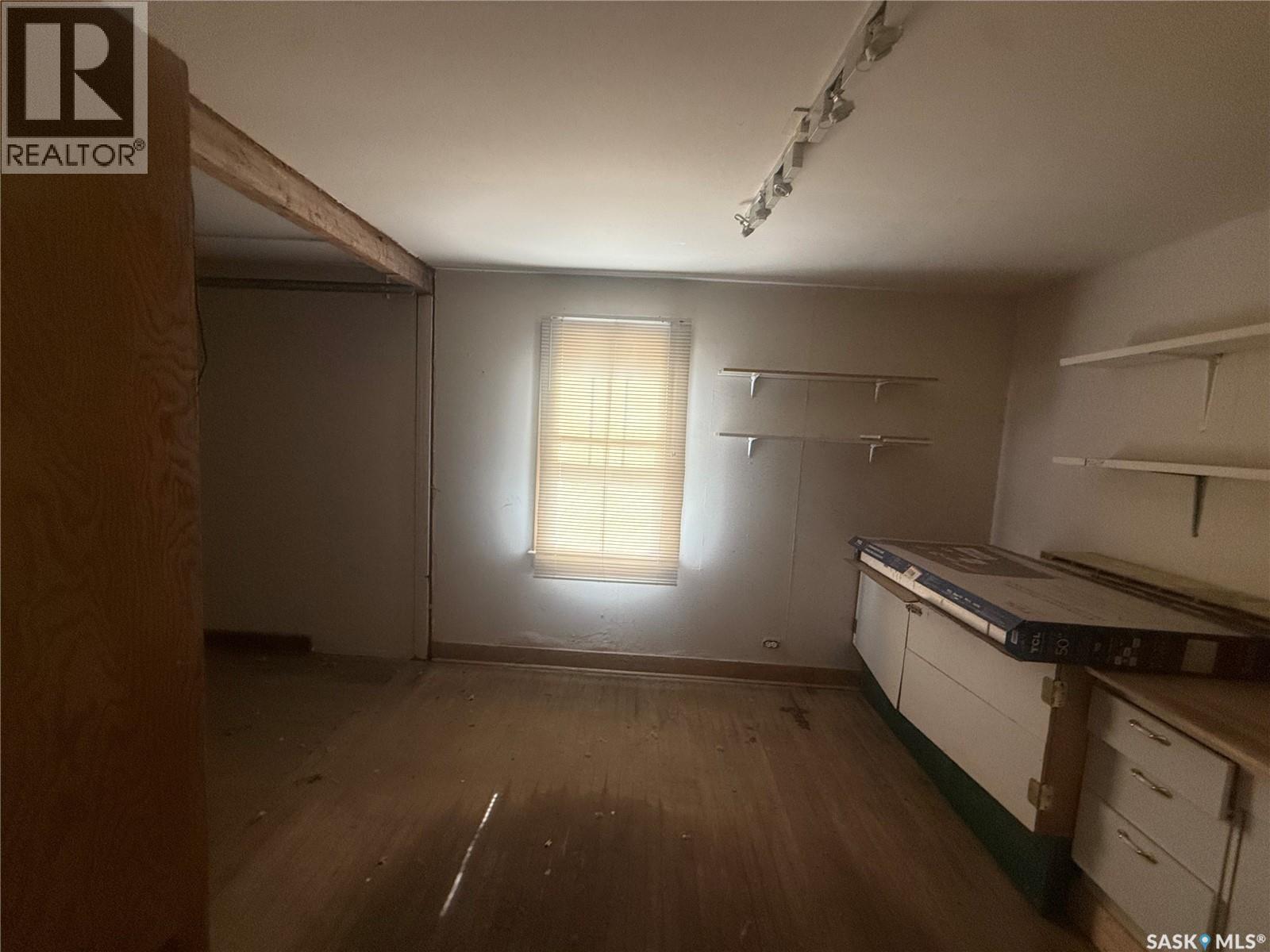 381 Main Street, Bengough, SK - Indoor