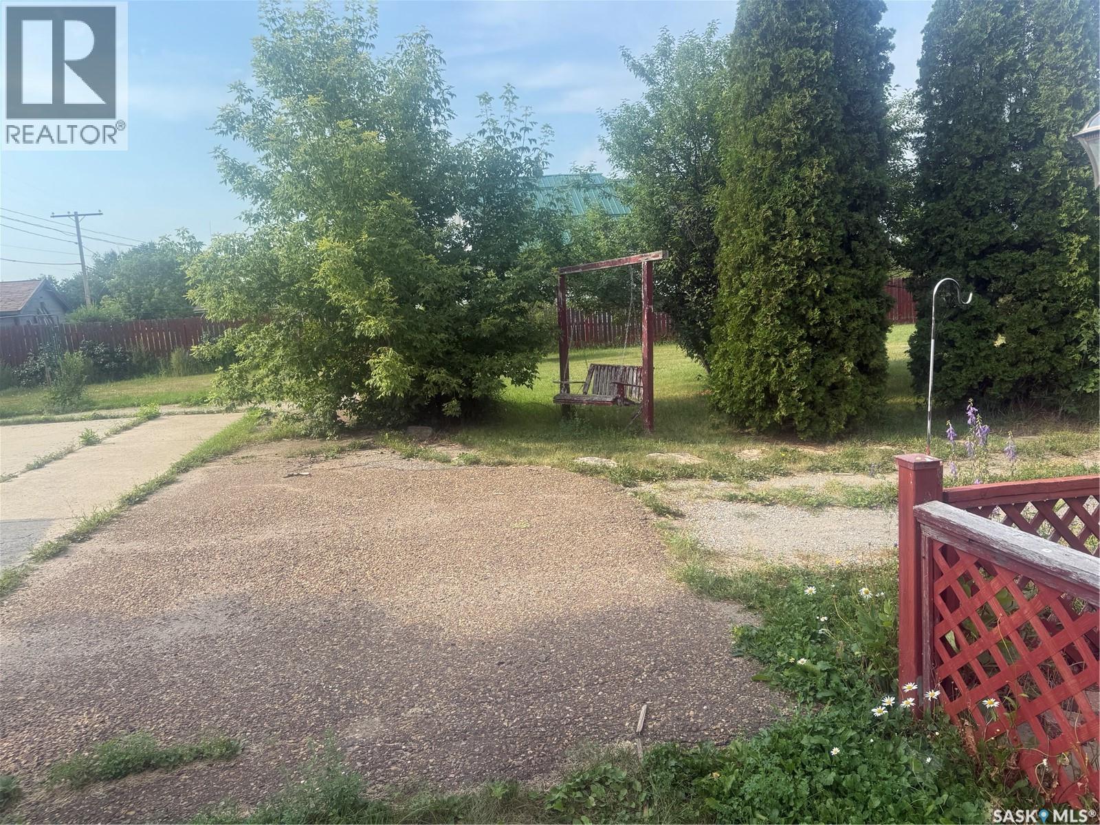 381 Main Street, Bengough, SK - Outdoor