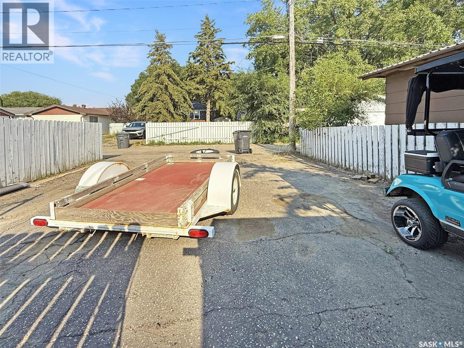 347 3Rd Avenue Se, Swift Current, SK - Outdoor