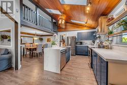 1286 NAPIER CRESCENT Oakville, ON L6H 2A4
