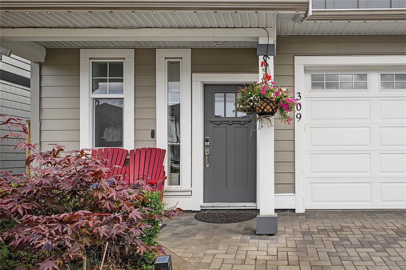 309 Seafield Rd, Colwood, BC