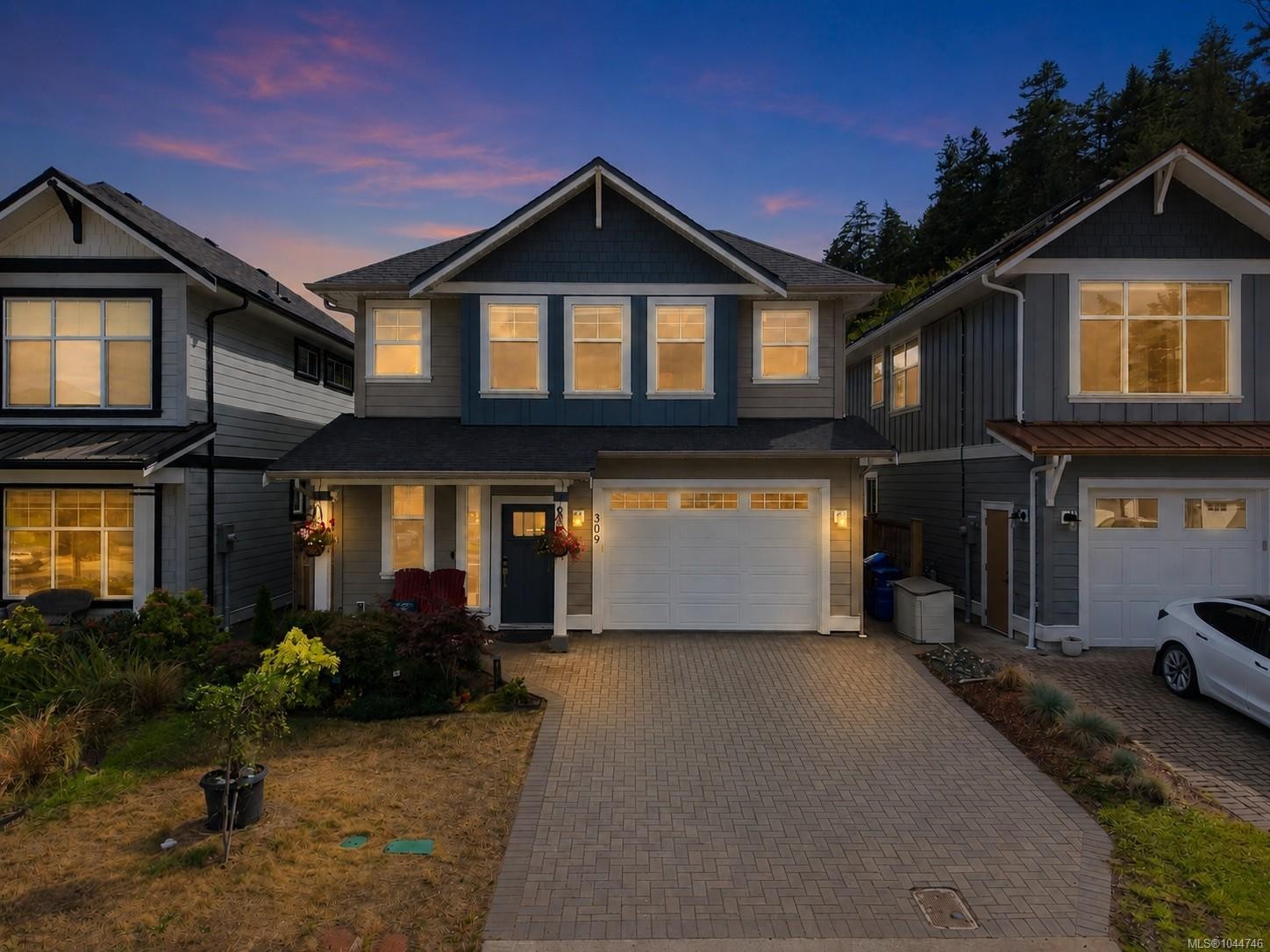 309 Seafield Rd, Colwood, BC