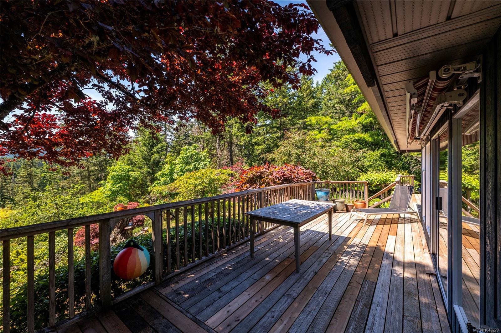 148 Oakspring Rd, Salt Spring, BC