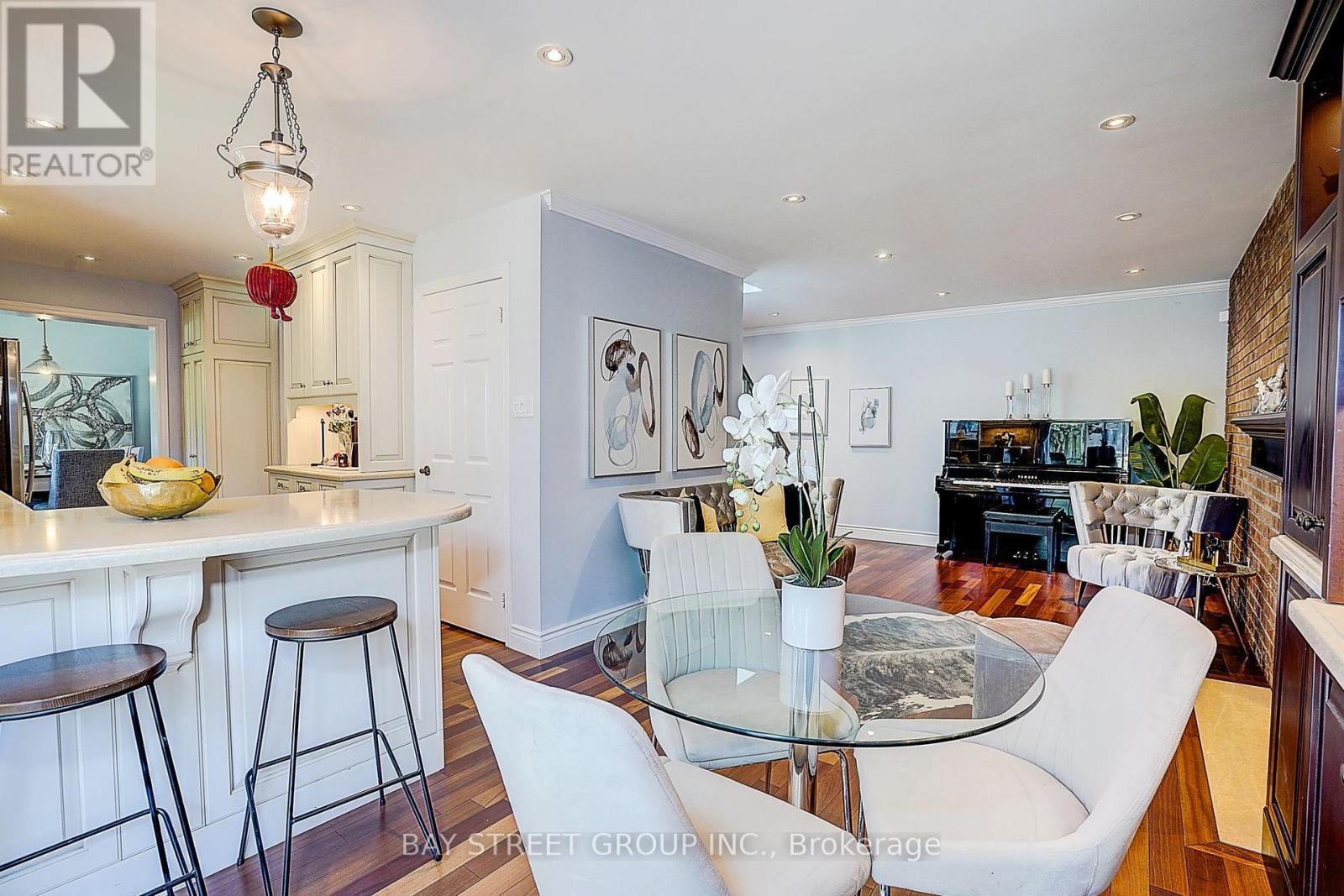 6 Caravan Drive, Toronto, ON - Indoor Photo Showing Dining Room