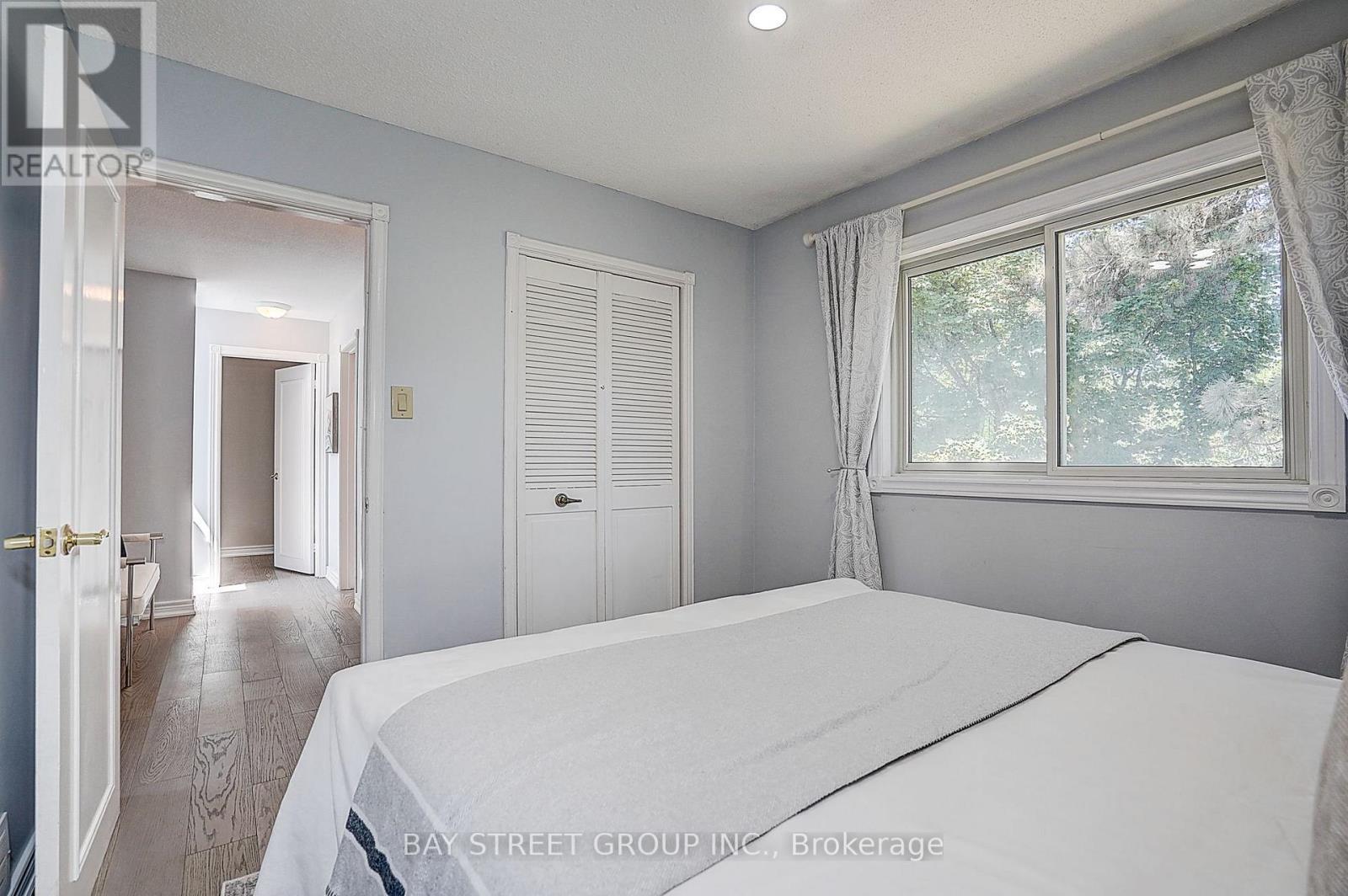 6 Caravan Drive, Toronto, ON - Indoor Photo Showing Bedroom