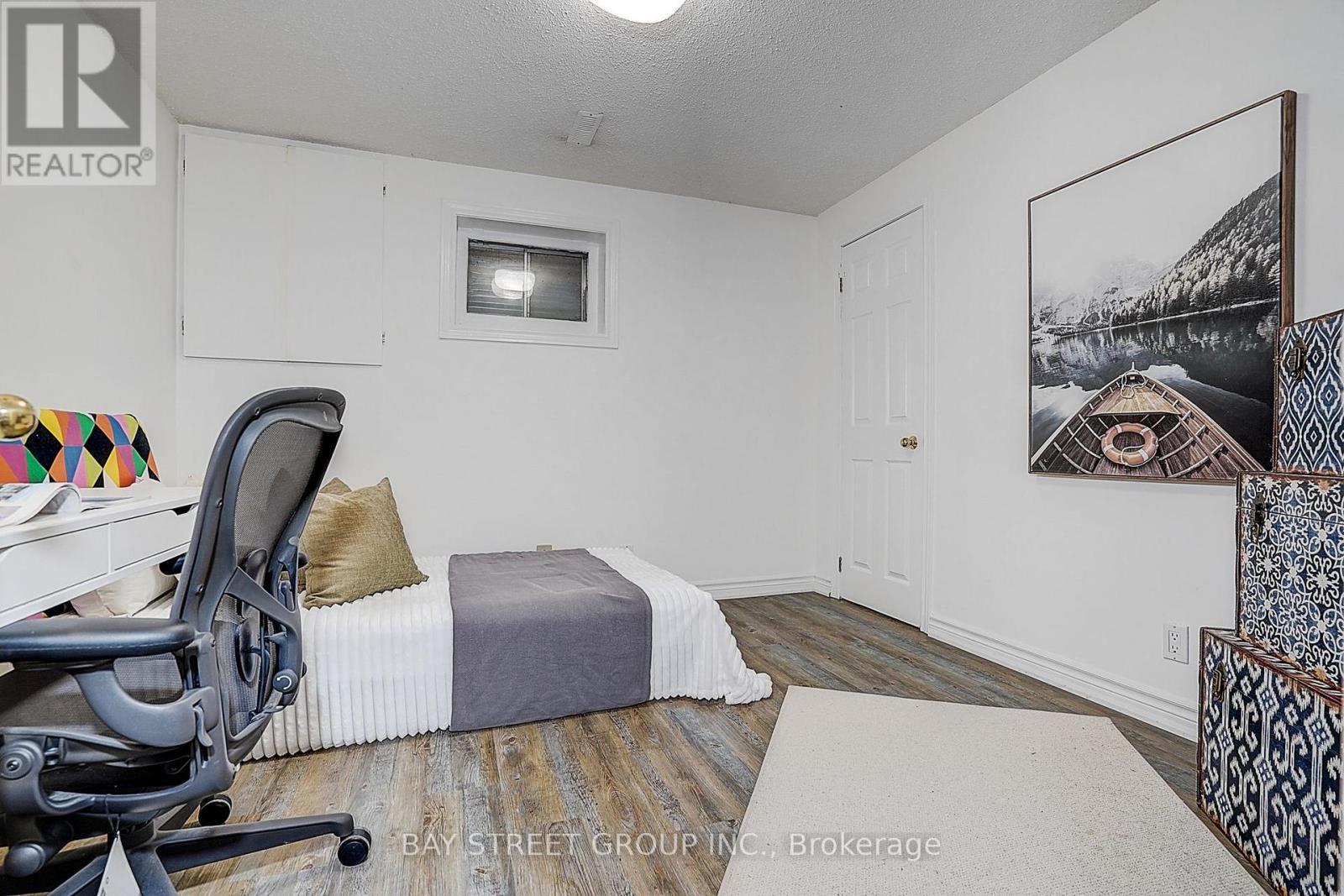 6 Caravan Drive, Toronto, ON - Indoor Photo Showing Other Room