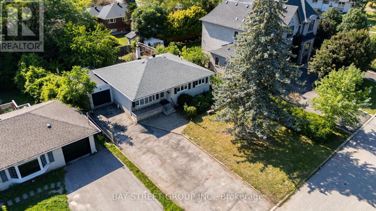 32 Alanadale Avenue, Markham, ON - Outdoor