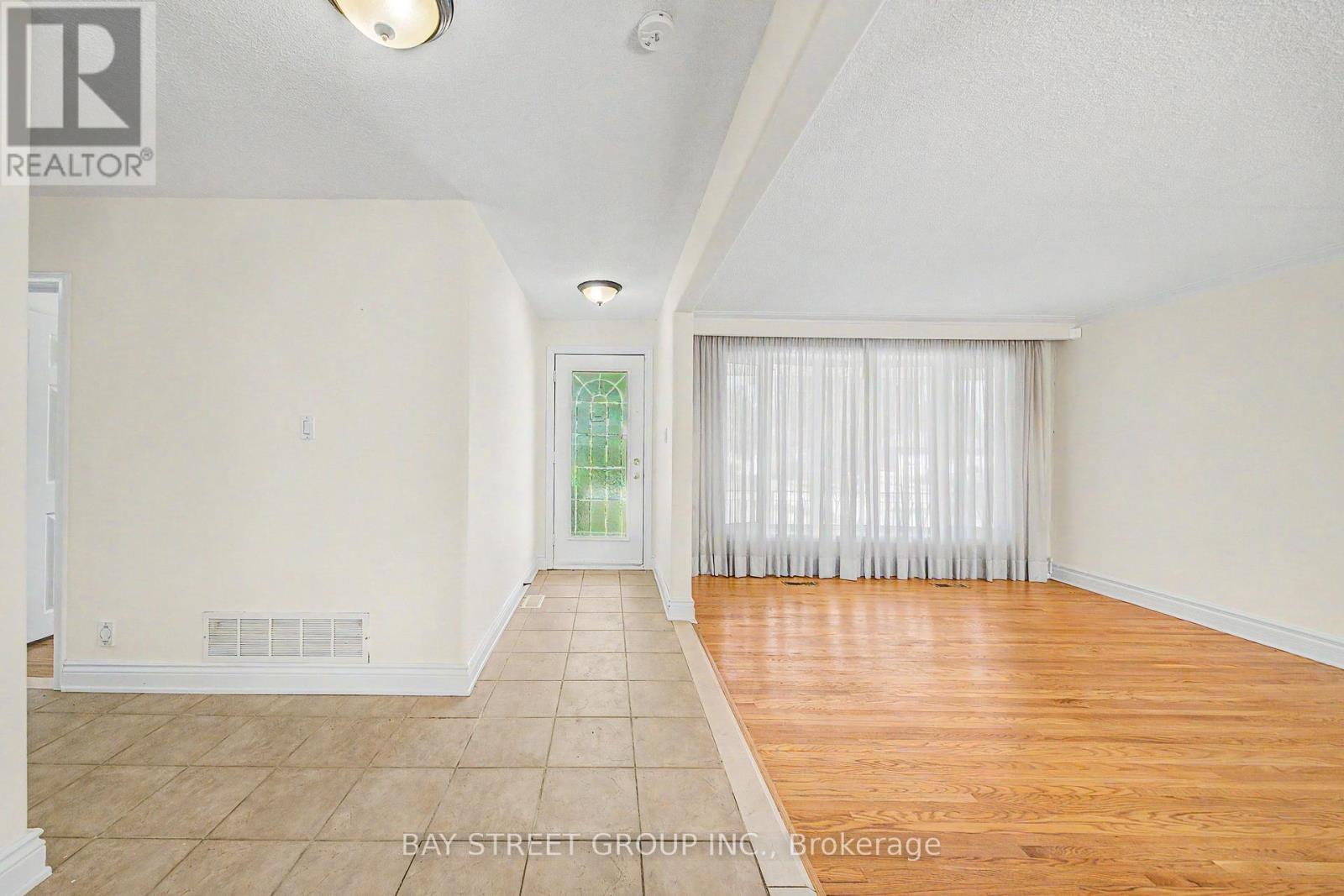 32 Alanadale Avenue, Markham, ON - Indoor Photo Showing Other Room