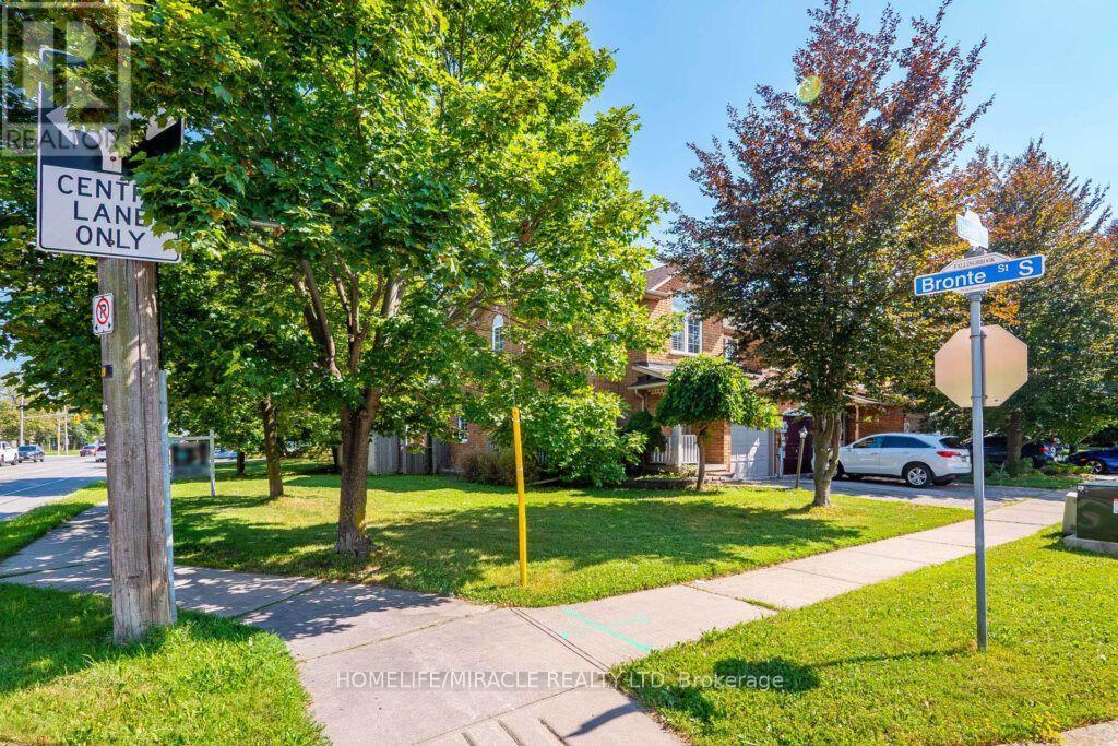 59 Dawson Crescent, Milton, ON - Outdoor