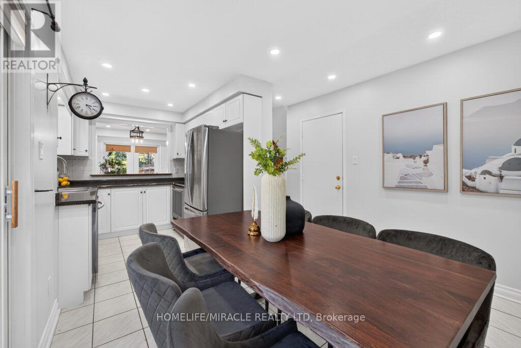 59 Dawson Crescent, Milton, ON - Indoor