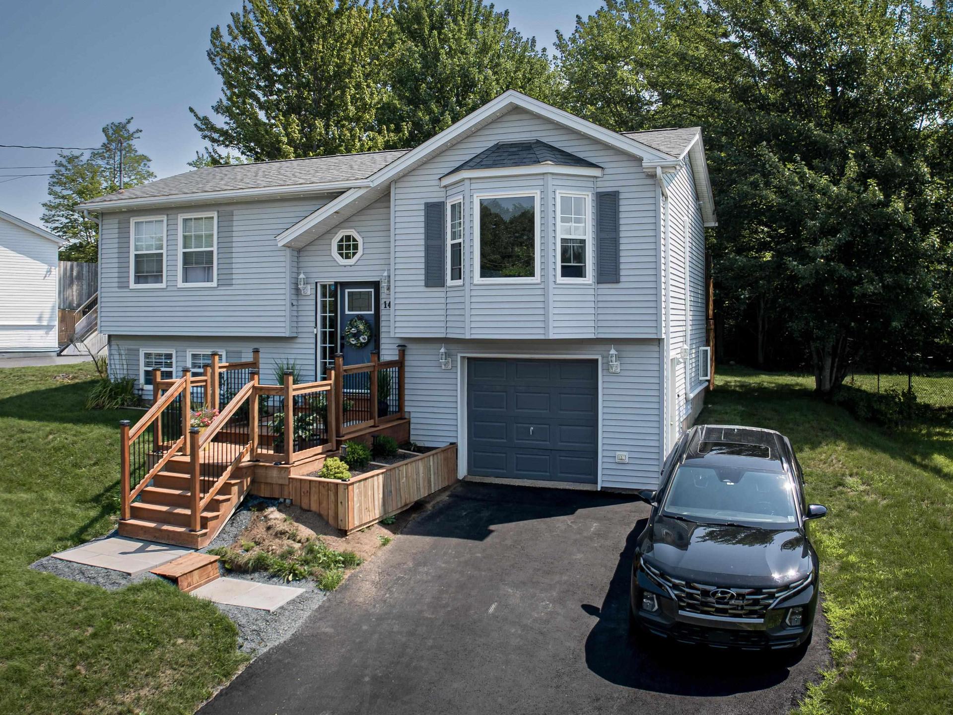 141 Hemlock Drive, Elmsdale, NS - Outdoor