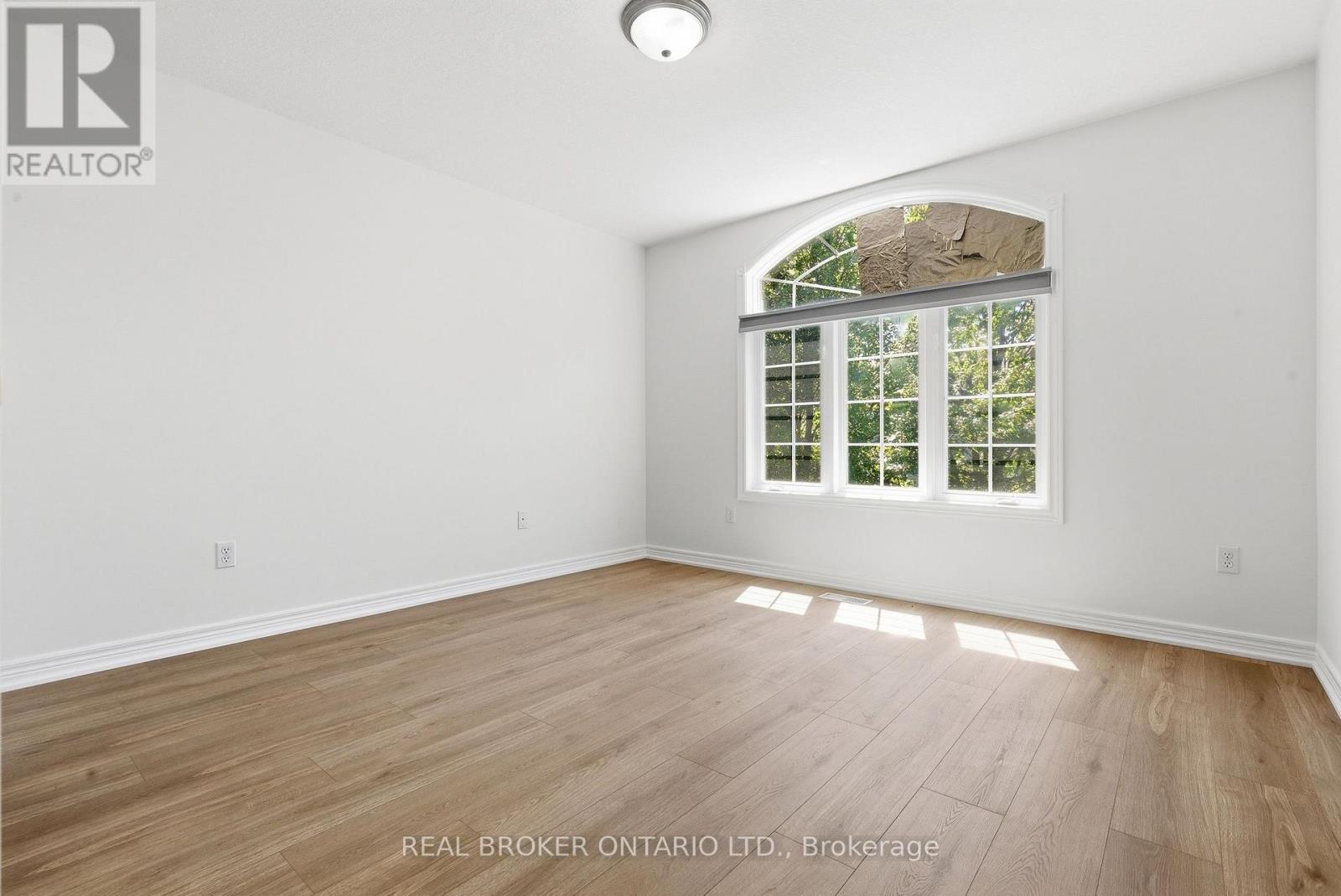 91 Lynch Circle E, Guelph, ON - Indoor Photo Showing Other Room