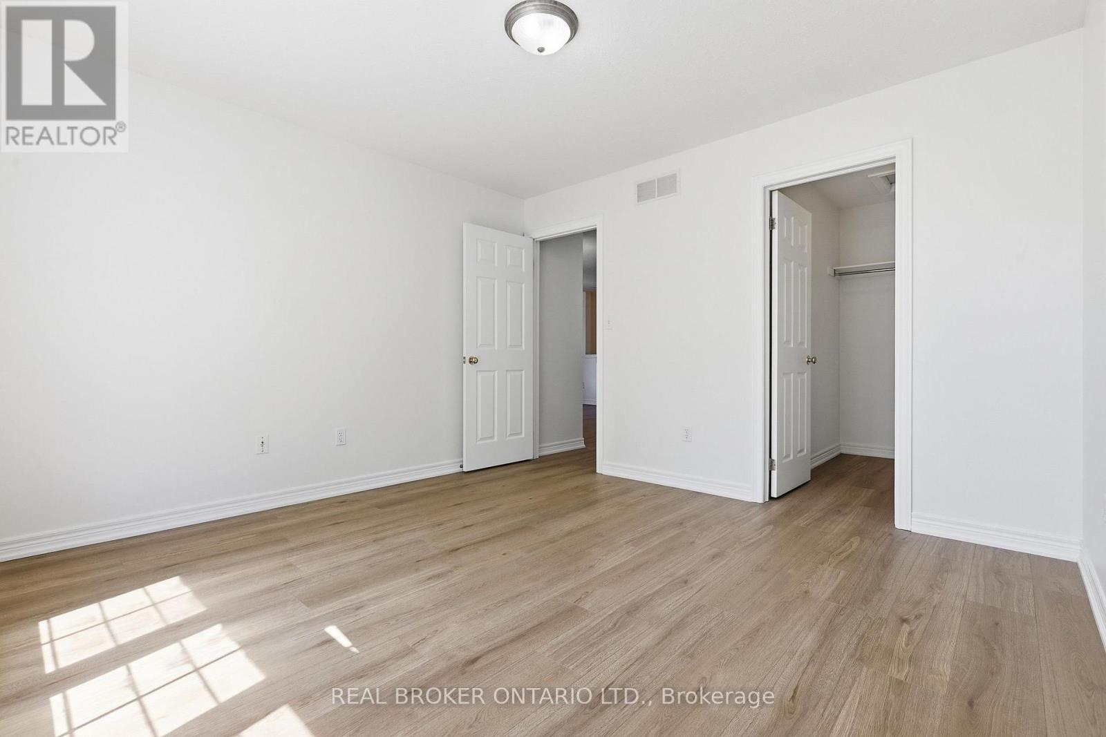 91 Lynch Circle E, Guelph, ON - Indoor Photo Showing Other Room