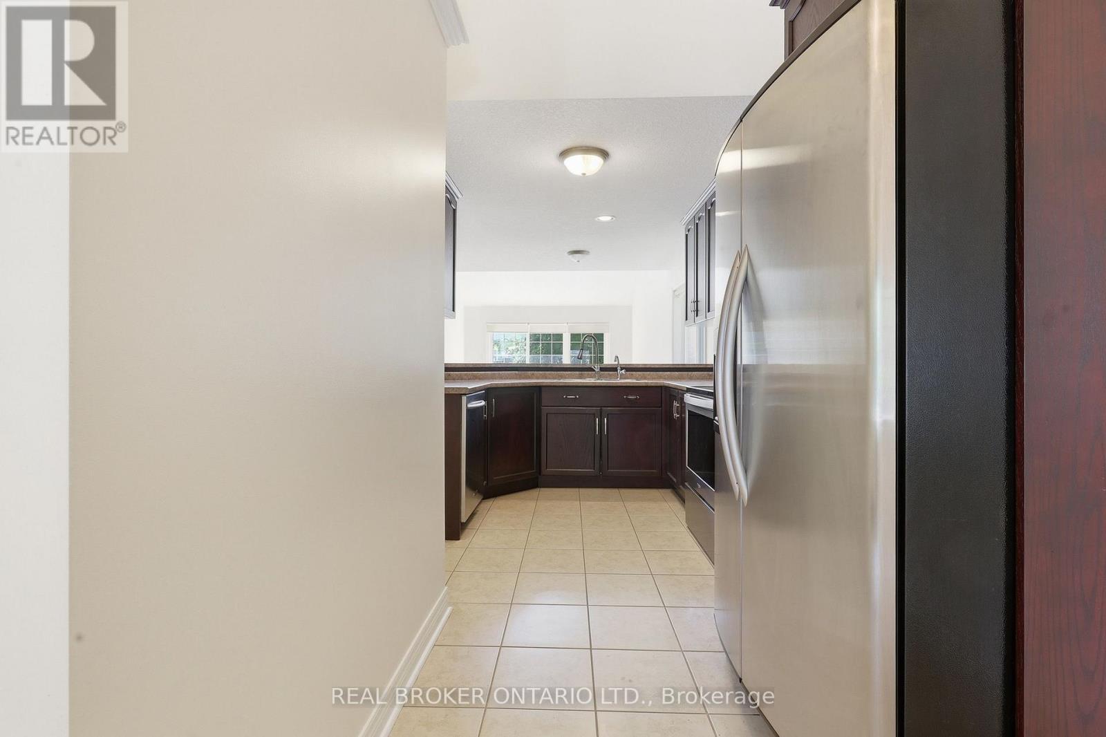 91 Lynch Circle E, Guelph, ON - Indoor