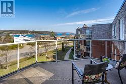 404 - 11 BECK BOULEVARD Penetanguishene, ON L9M 2G1