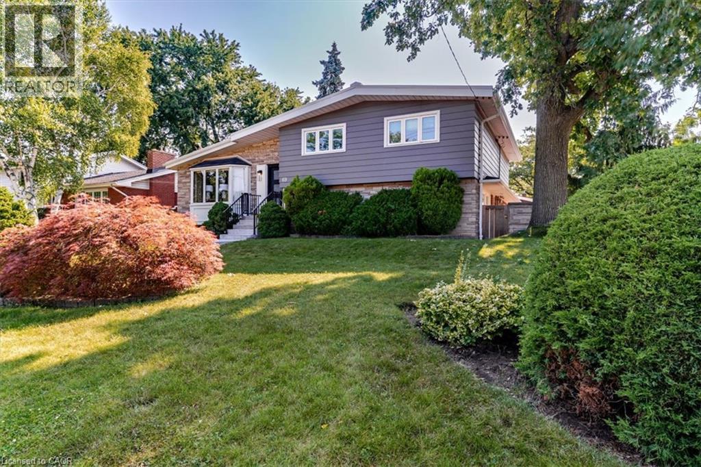 69 Pleasant Avenue, Hamilton, ON - Outdoor