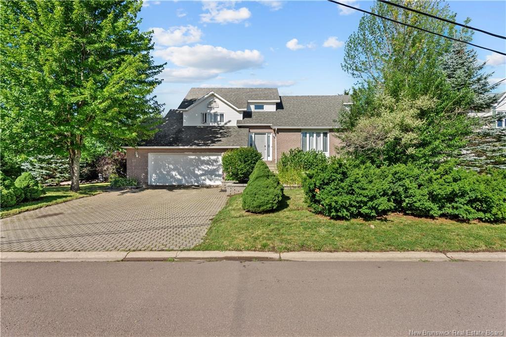 315 Belliveau, Dieppe, NB