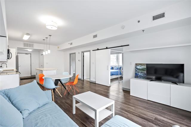 301-247 River Ave, Winnipeg, MB - Indoor Photo Showing Living Room