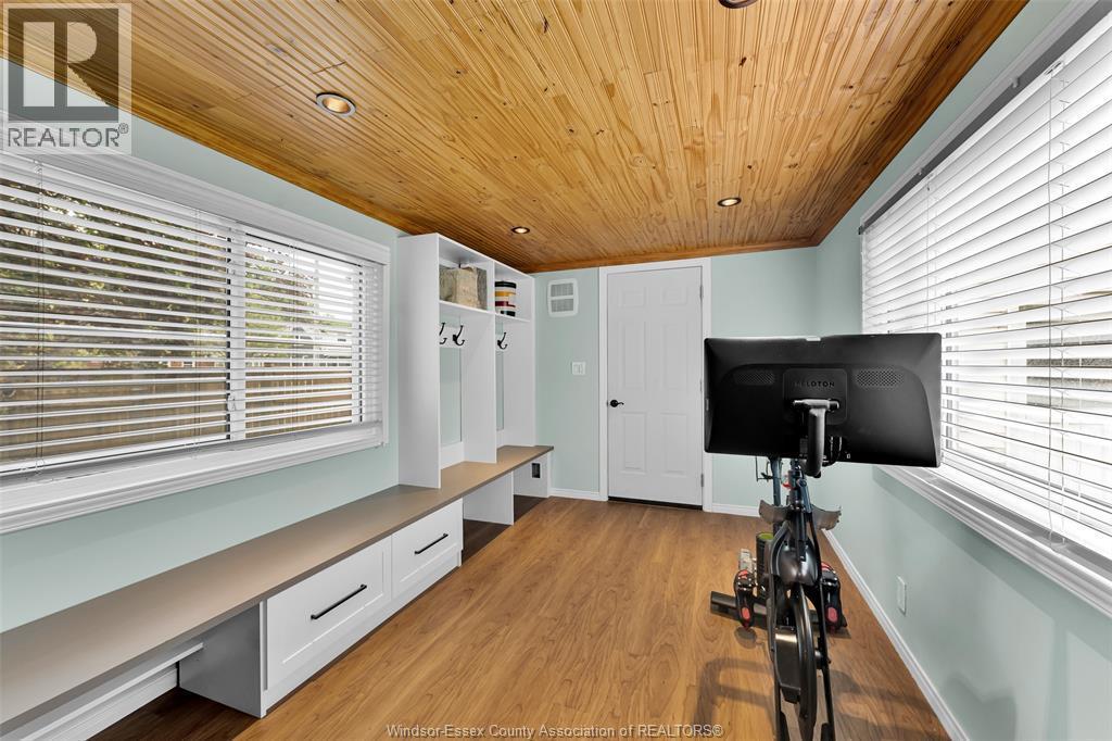 289 Ford Boulevard, Windsor, ON - Indoor Photo Showing Other Room