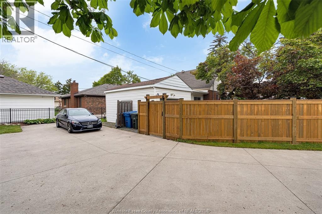 289 Ford Boulevard, Windsor, ON - Outdoor