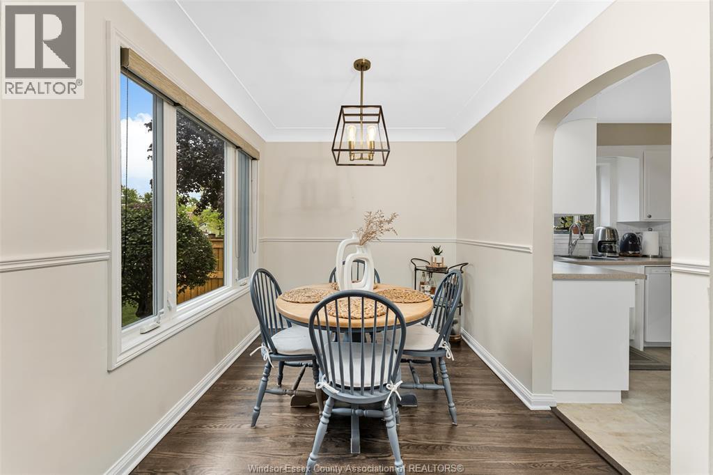 289 Ford Boulevard, Windsor, ON - Indoor Photo Showing Dining Room