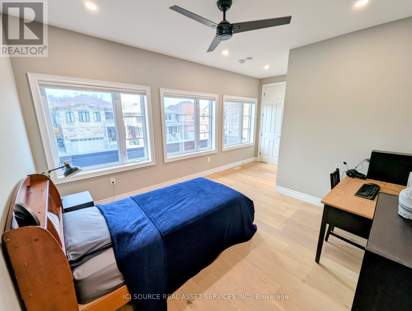 183 Ambrous Crescent, Guelph, ON - Indoor Photo Showing Bedroom