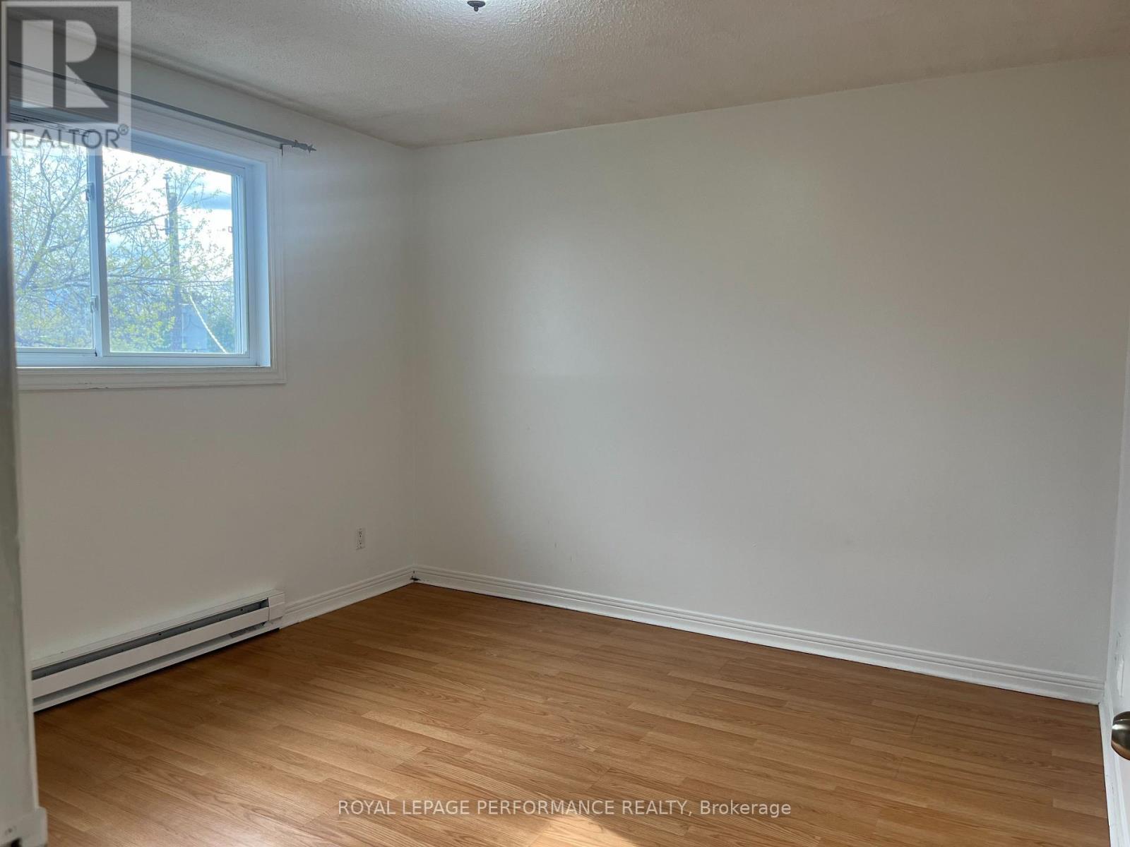 1702 Russell Road, Ottawa, ON - Indoor Photo Showing Other Room