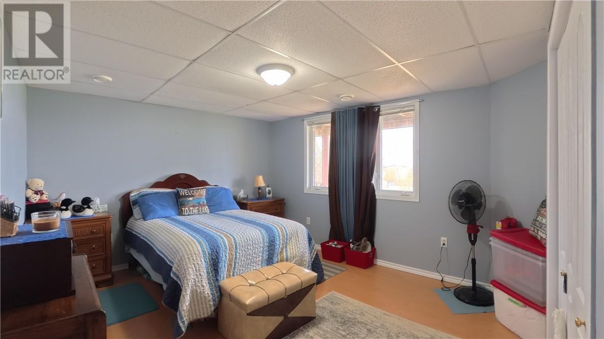 12 Rainbow Trail, Mindemoya, ON - Indoor Photo Showing Bedroom