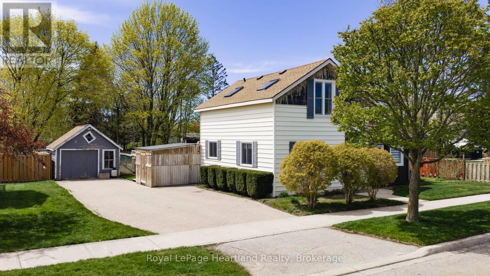 128 Eldon Street, Goderich (Goderich (Town)), ON - Outdoor