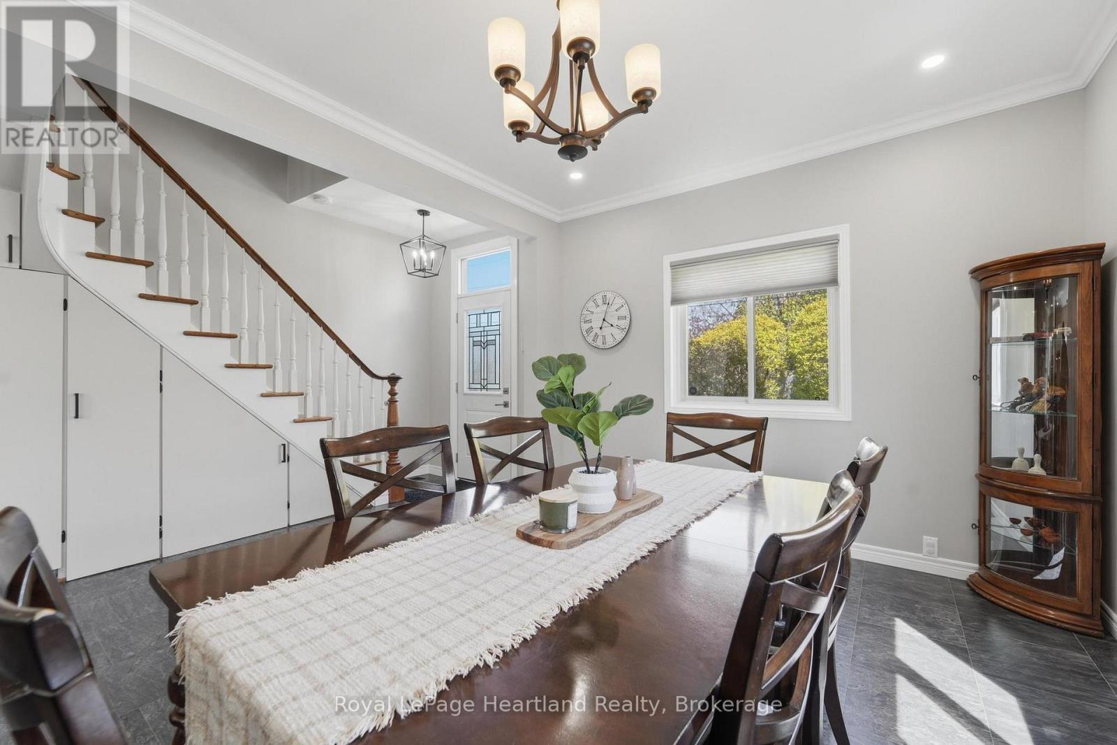 128 Eldon Street, Goderich (Goderich (Town)), ON - Indoor Photo Showing Dining Room