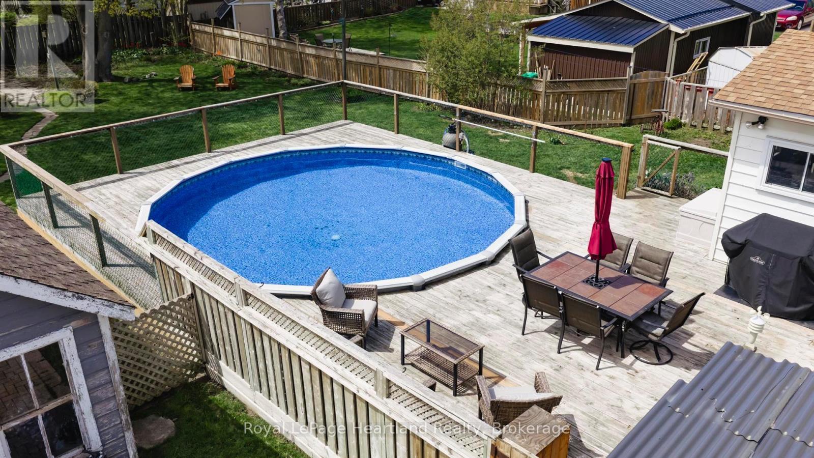 128 Eldon Street, Goderich (Goderich (Town)), ON - Outdoor With Above Ground Pool With Deck Patio Veranda