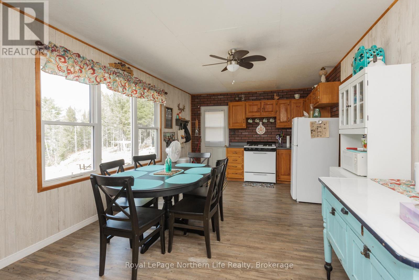1055E Argo Run, Mattawan, ON - Indoor