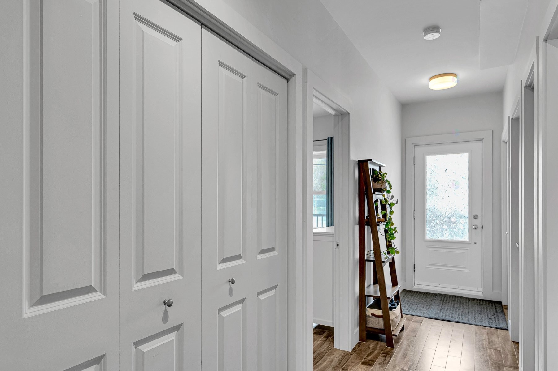 Passageway - 3021 Rue St-Charles, Sainte-Adèle, QC - Indoor Photo Showing Other Room