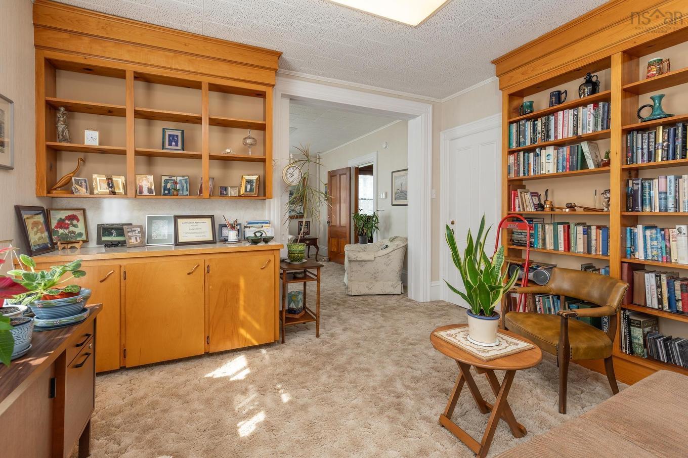17 Porter Street, Yarmouth, NS - Indoor