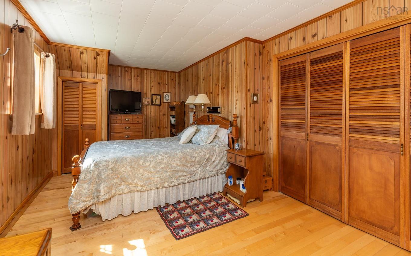 17 Porter Street, Yarmouth, NS - Indoor Photo Showing Bedroom