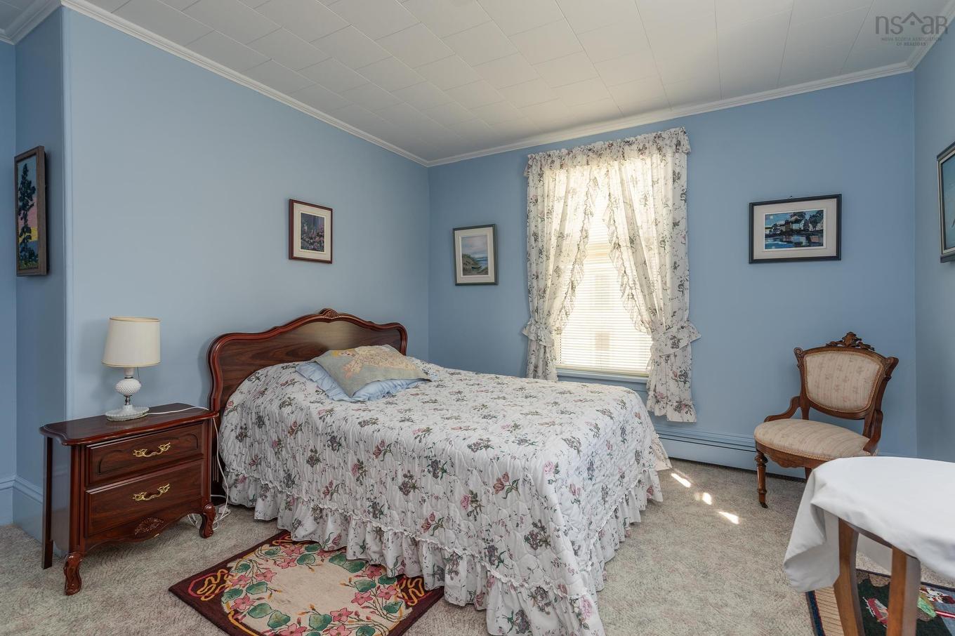 17 Porter Street, Yarmouth, NS - Indoor Photo Showing Bedroom
