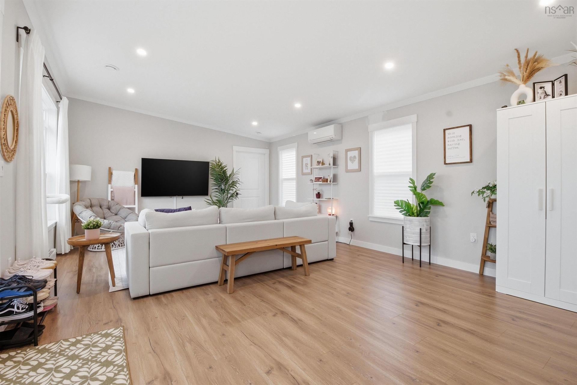 2 Helmsley Crescent, Elmsdale, NS