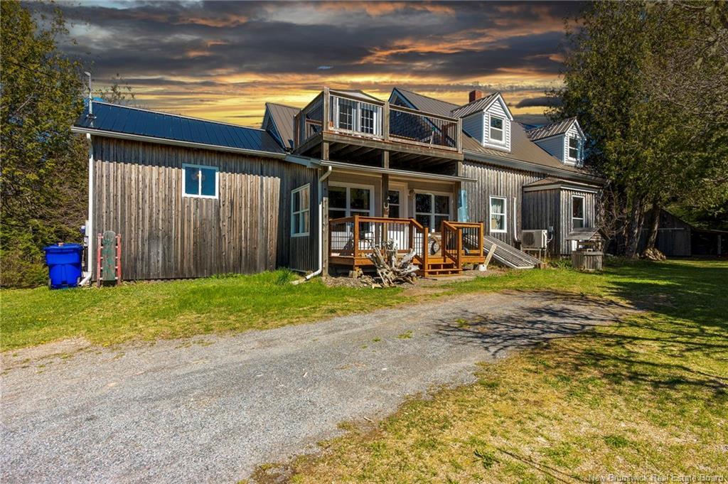 111 Mckay Loop Rd, Pennfield, NB